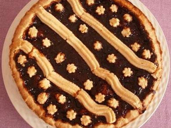 Crostata con marmellata di prugne
