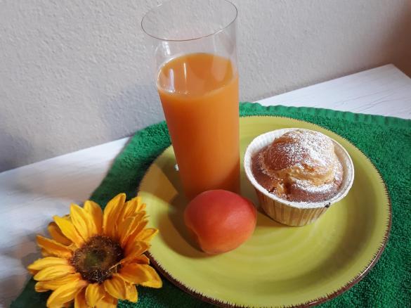 Muffin con Philadelphia e Albicocche fresche a modo mio svuota frigorifero