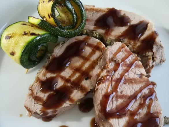 Filetto di maiale alle erbette