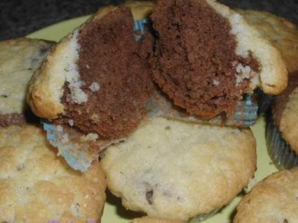 Muffin black and white