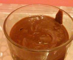 Crema spalmabile nocciole e cacao senza cioccolata