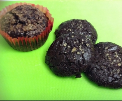 Biscotti di avocado, mandorle e cacao