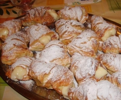 sfogliatelle con cremaa