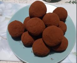 TARTUFINI CON CIOCCOLATO BIANCO AL PROFUMO DI ARANCIA