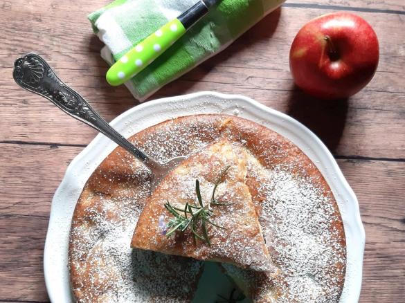 Torta con Rosmarino Mele (a modo mio )