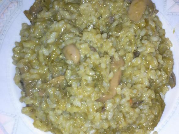 Risotto con asparagi e funghi