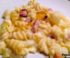 pasta e patate pancetta e basilico...