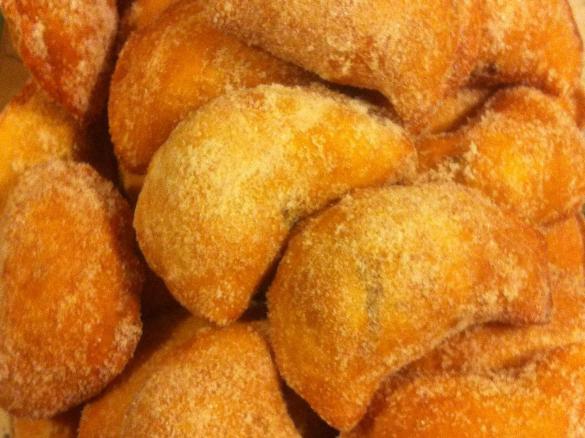 Bomboloni o zeppole ripiene