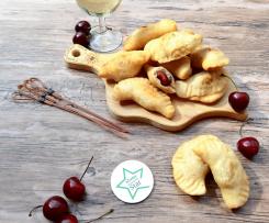 Mini panzerotti con gorgonzola e ciliegie (contest ciliegie)