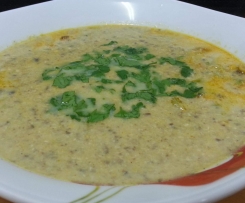 Zuppa piccante di pollo e funghi (ricetta indiana)