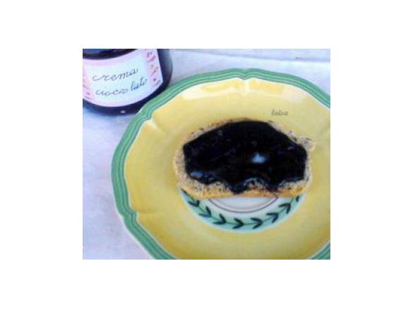 Crema spalmabile al cacao senza latte