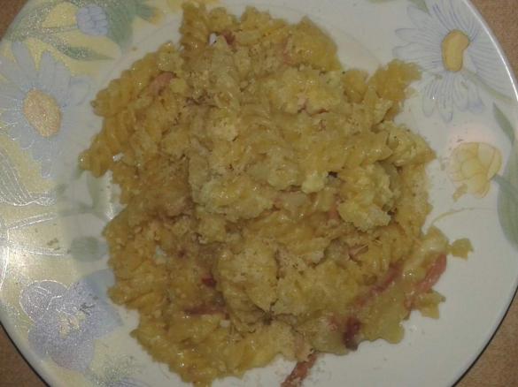 Fusilli alla carbonara di patate e speck