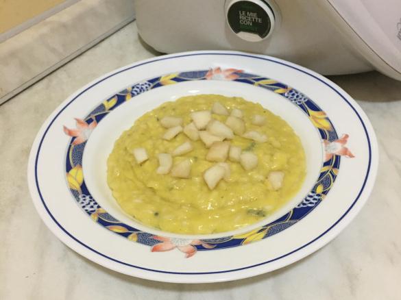 Risotto con crema di gorgonzola e zafferano