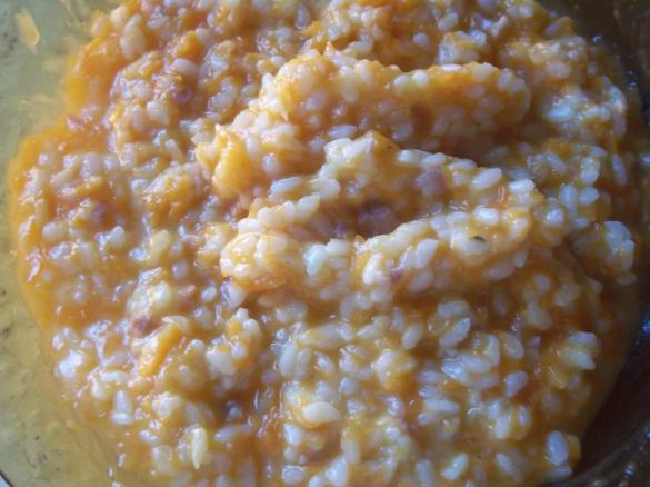 risotto alla zucca gialla con tocchetti di formaggio pecorino 