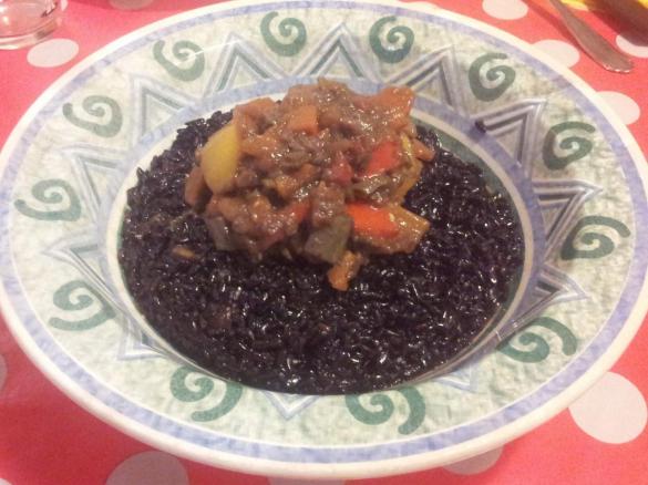 Riso Venere con verdure e curry