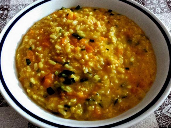 Risotto integrale zucchine, carote, zafferano