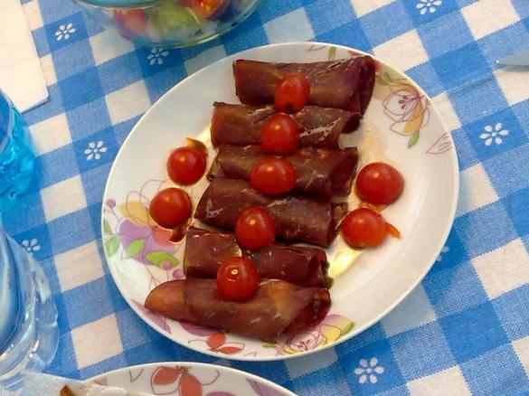 Rotolini di bresaola