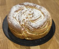 Focaccia dolce arrotolata