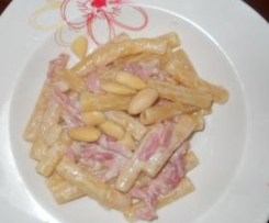 Sedani con Mandorle Panecetta e Panna