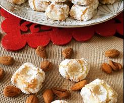 Fiocchi di neve in pasta di mandorle