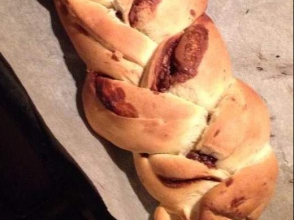 Treccia di pan brioche alla nutella