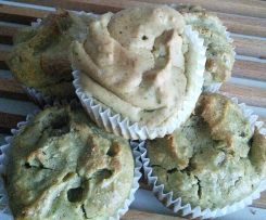muffin con pesto e frutta secca