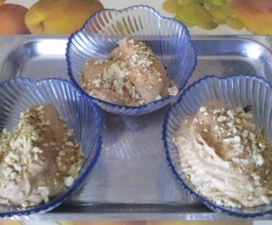 Mousse al caffè con pistacchi