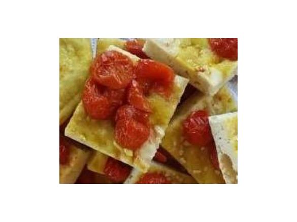 Focaccia pomodorini e curcuma