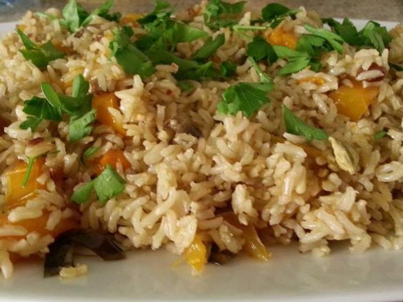 Riso speziato ai peperoni e zucchine (ricetta indiana)