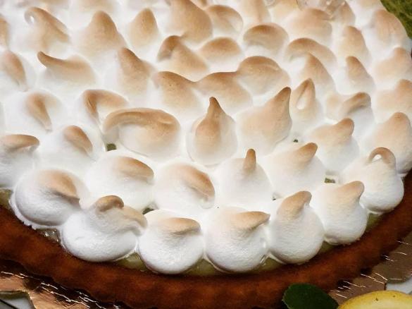 Crostata lemon curd meringata