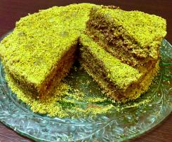 Torta al pistacchio farcita di nutella