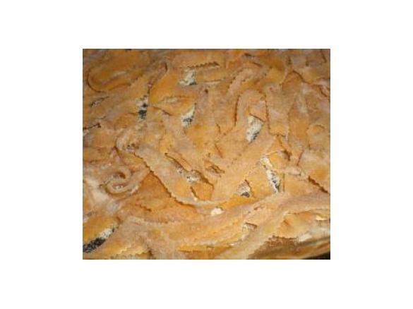 Pasta all'uovo (lasagne zigzag) - apemaia31 -