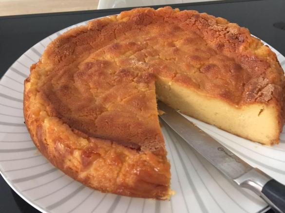 Torta morbida di semolino e agrumi