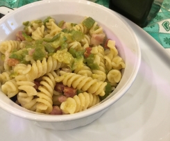 Fusilli zucchine e pancetta
