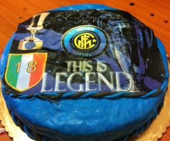 torta di compleanno per un interista