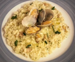 Risotto con vongole, timo e limone.
