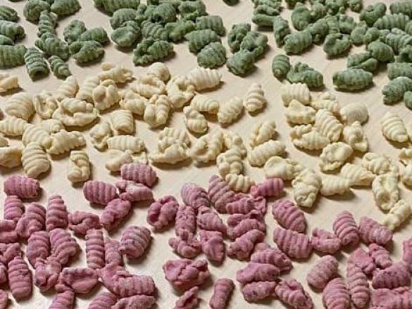 Gnocchi di ricotta, agli spinaci, alla barbabietola