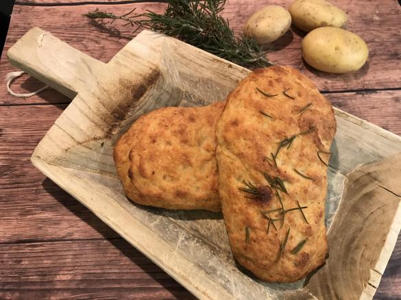 Cozzula, focaccina  sarda alle patate
