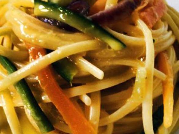 Carbonaretta di pasta risottata con verdure