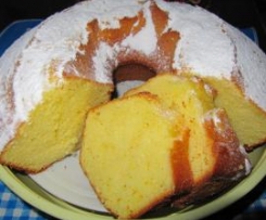 Ciambella sofficissima all'arancia