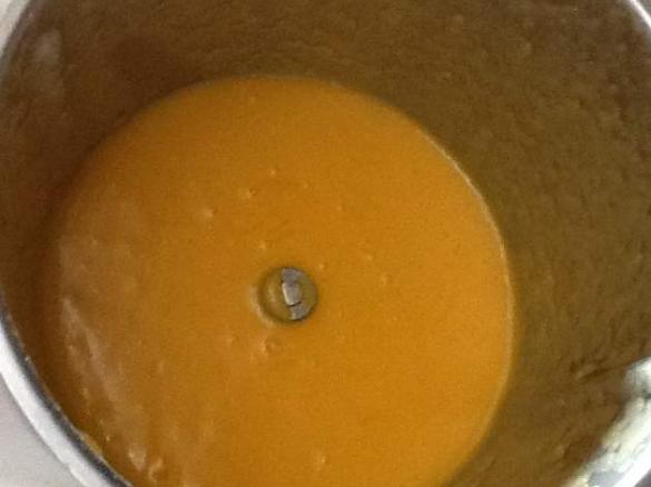 VELLUTATA AI PEPERONI