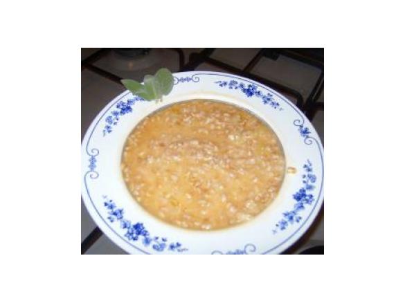 Zuppa di farro alla salvia