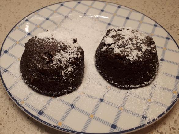 Mouse di pesche e amaretti