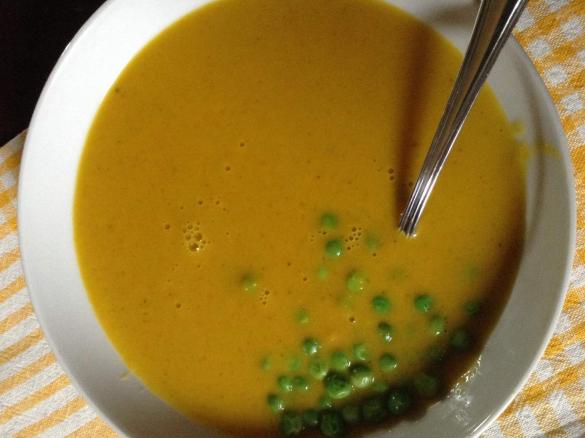 Crema di carote con piselli