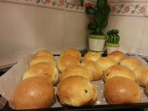 Panini speciali soffici al latte con le olive