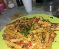 Sedani funghi e pomodoro ciliegino