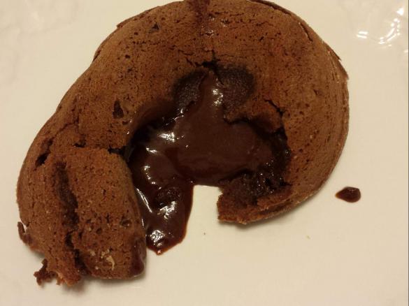 TORTINO DI CIOCCOLATO CON CUORE MORBIDO
