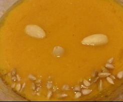 Vellutata zucca porro e patate di Halloween