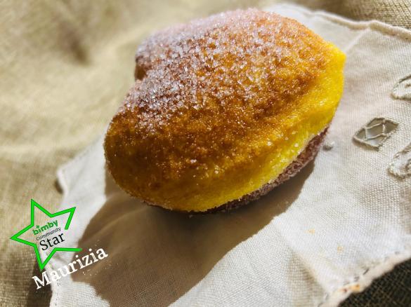 Arrubieddus de casu / frittelle Sarde  al formaggio di carnevale