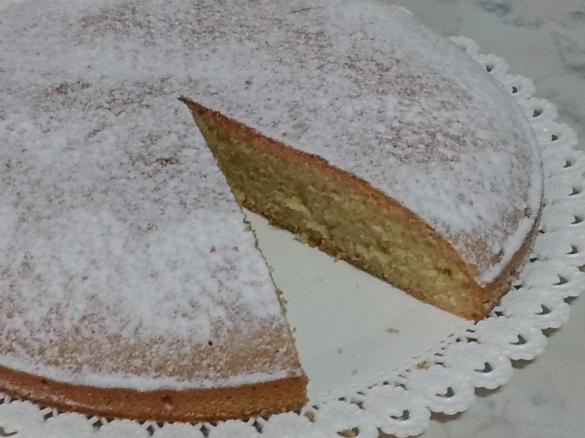 Torta di albumi al cocco